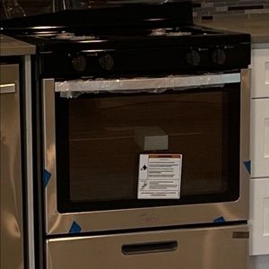 Brand New whirlpool Gas stove 30 inch wide